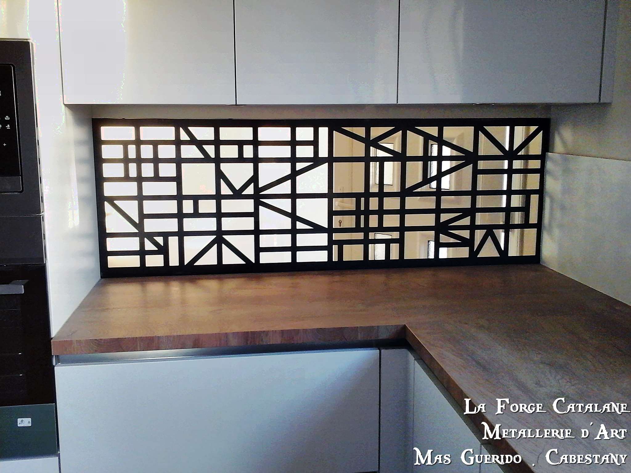 garde corps en decoupe laser decoupe geometrique forge catalane.jpg